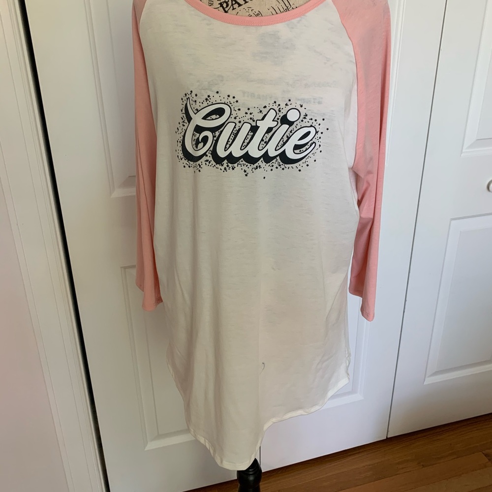 Lularoe Randy T NWOT 🌸